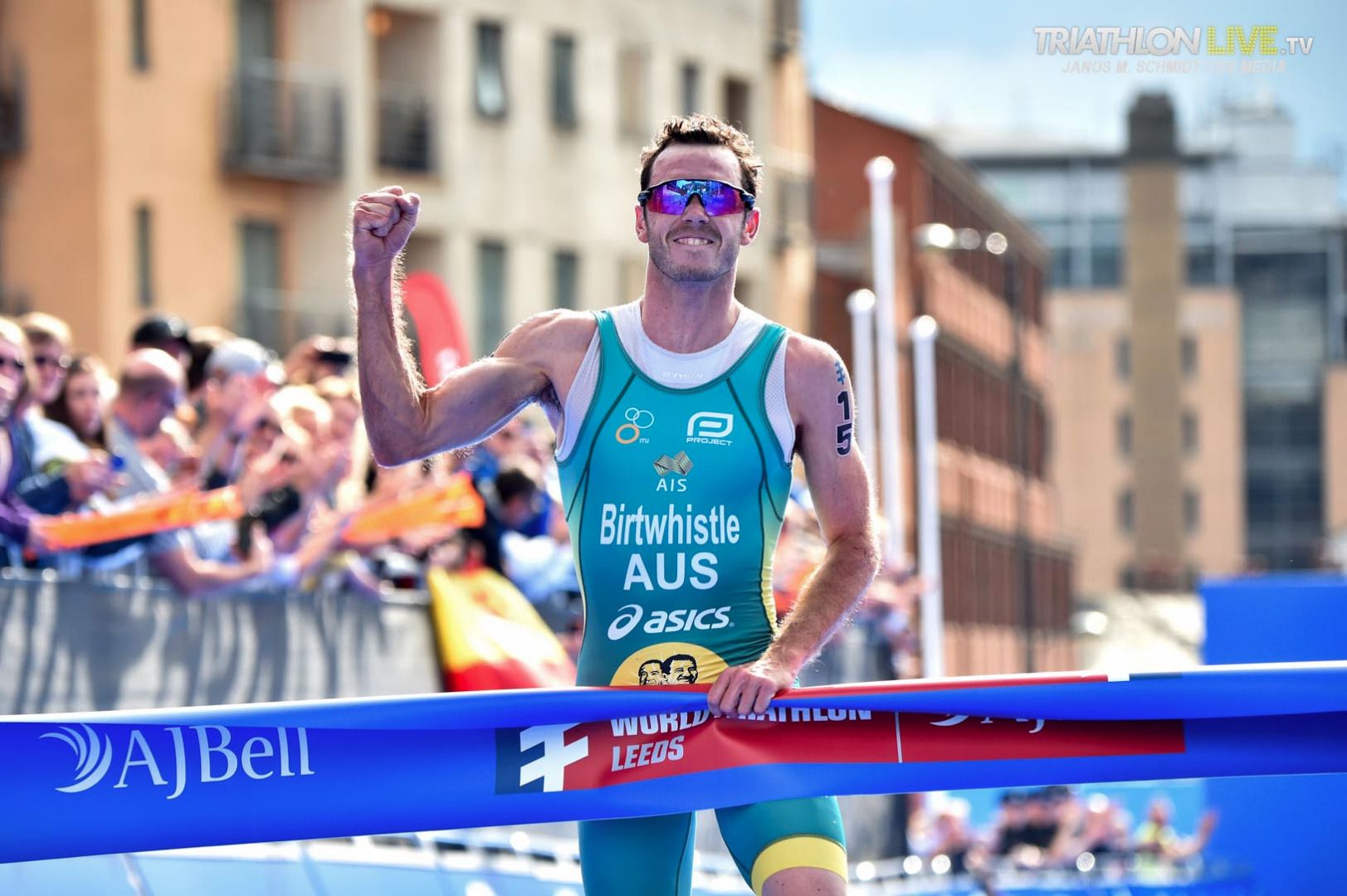 (GALERÍA) Las mejores imágenes de la prueba de Leeds de las WTS 2019