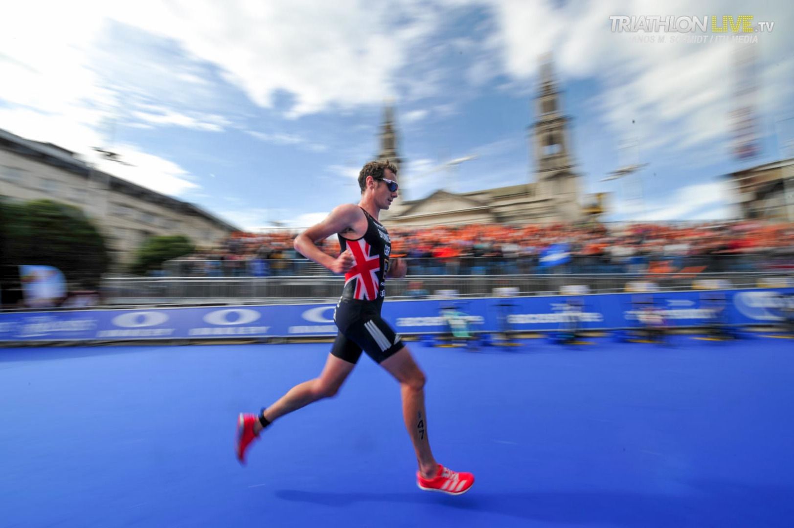 (GALERÍA) Las mejores imágenes de la prueba de Leeds de las WTS 2019