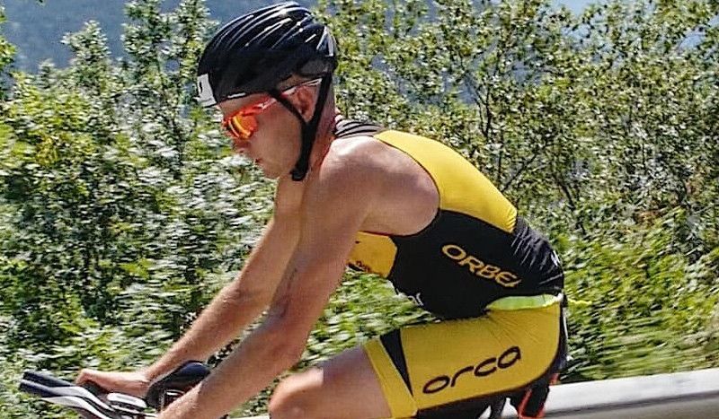 Albert Moreno vuelve a conquistar la plata en el Triathlon Alpe d'Huez