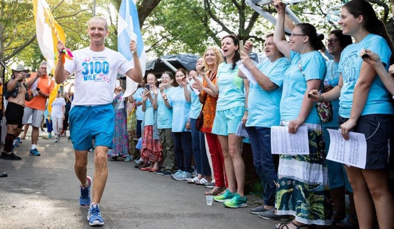 Un atleta finlandés gana la carrera más larga del mundo: 5.000 km en 47 días