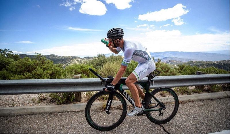 (VÍDEO) Las series en subida de Lionel Sanders... en un puerto de 50 km