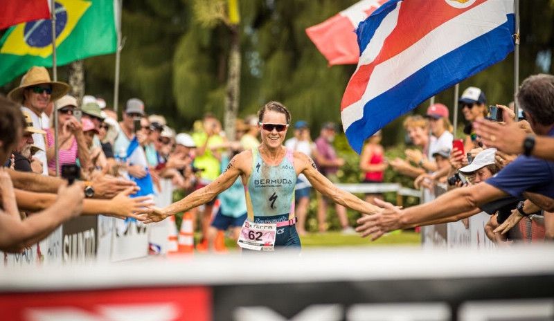 Flora Duffy hace historia y gana su quinto Mundial XTERRA
