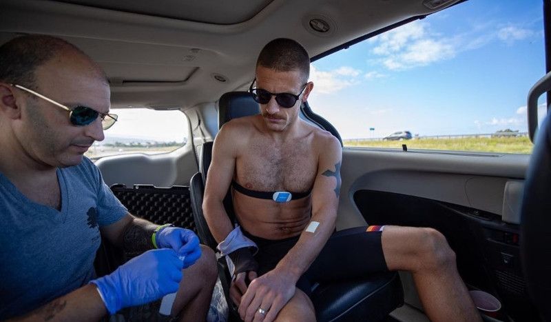 Así está siendo el 'stage' de Lionel Sanders en Kona