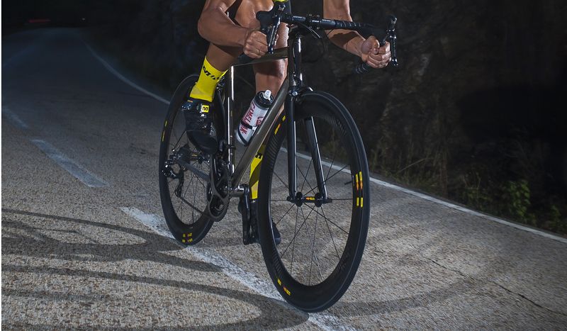 Presentación: Ruedas Mavic CXR 60 C