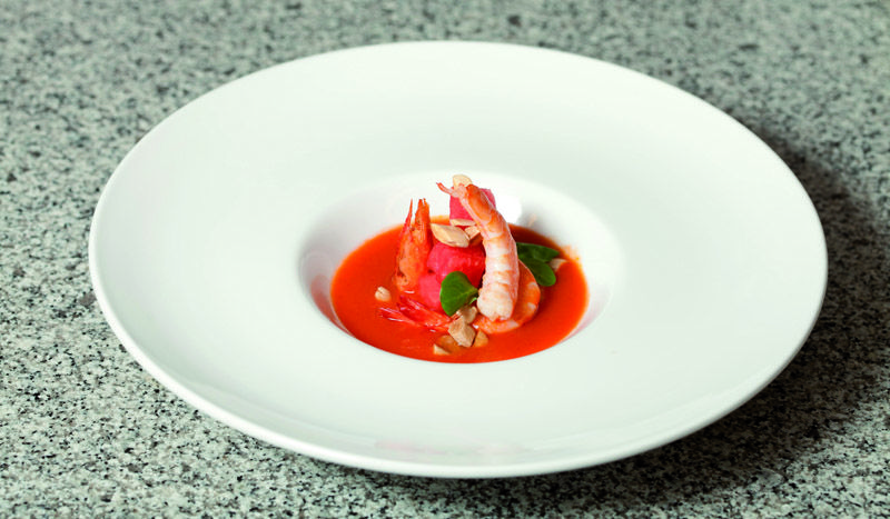 Recetas: Gazpacho de sandía con langostino y anacardos