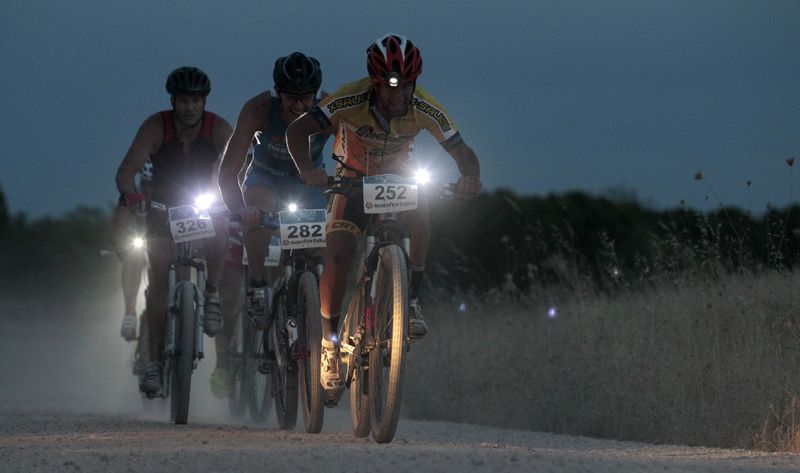 Alcorcón acogió el único Du Cross nocturno de España