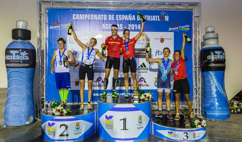 Uxío Abuín y Miriam Casillas, campeones de España de Triatlón élite