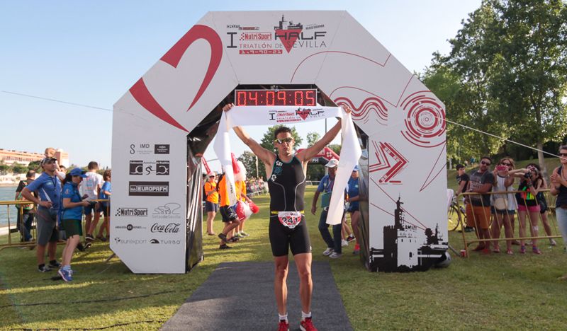 El Half-Triatlón de Sevilla busca nuevos ganadores