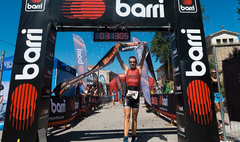 Monegrosman se viste de largo en San Juan del Flumen con la prueba estrella del triatlón aragonés