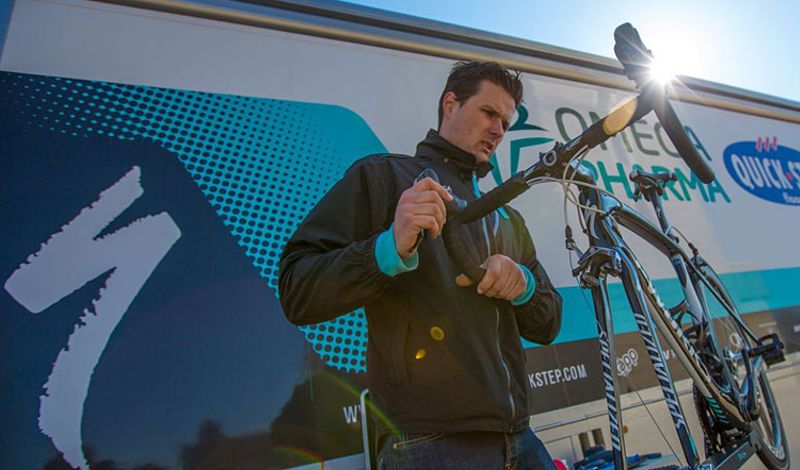 Advertencia de Seguridad Specialized: cierres rápidos
