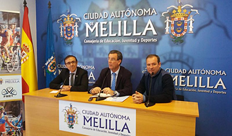 Melilla continúa su apuesta por el triatlón