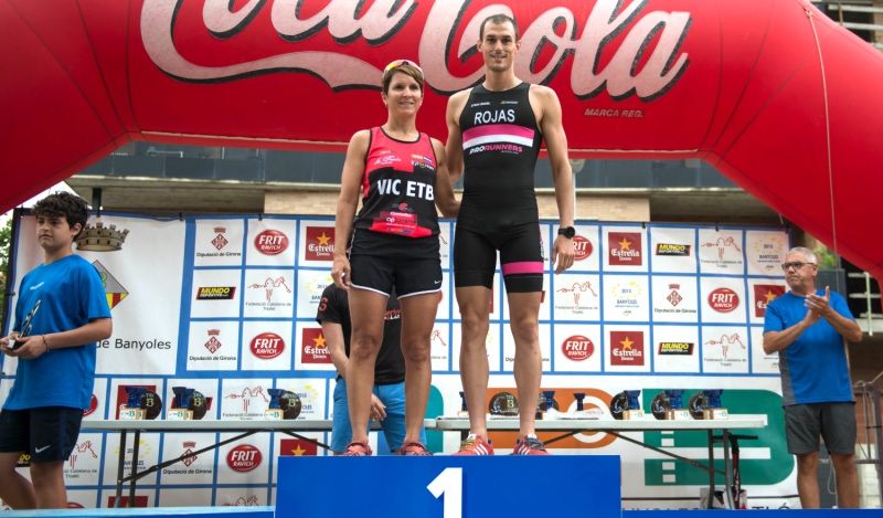 Guillem Rojas y Verónica Aveni, ganadores del Triatlón Internacional B