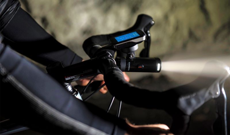 Garmin Varia UT 800, la luz que te guía hacia la seguridad