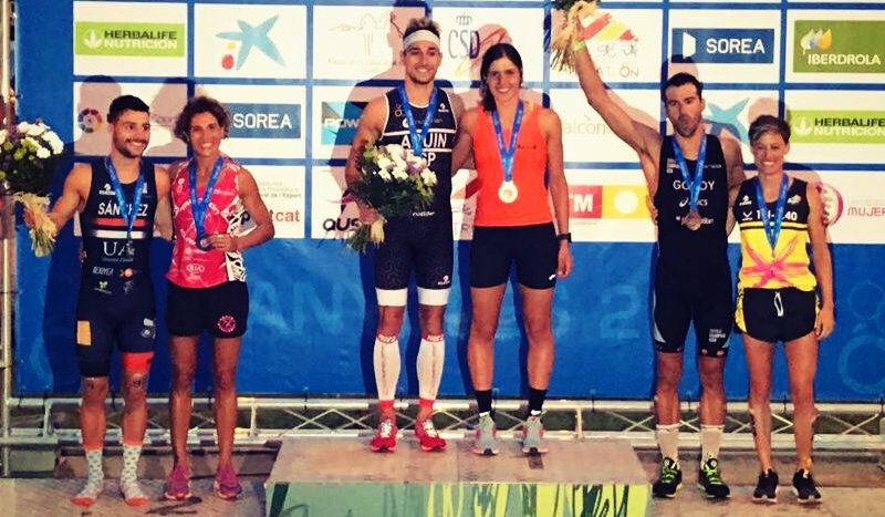 Uxío Abuín y Carol Routier, campeones de España de Triatlón Sprint