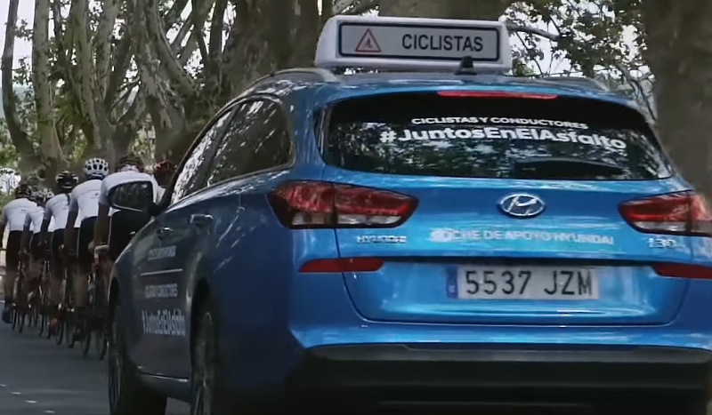 Salidas en bici más seguras con el coche de apoyo de Hyundai