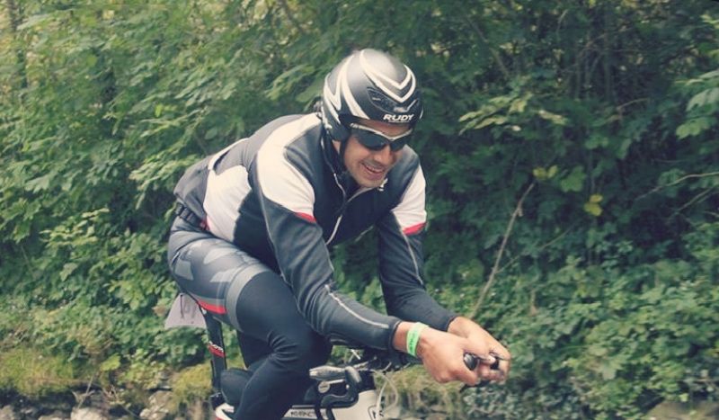 17 triatlones distancia Ironman... en 17 días consecutivos... en las 17 comunidades