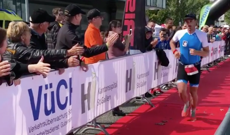 Fabian Cancellara debuta en triatlón con un Top-20