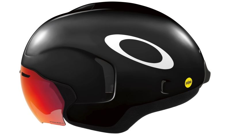 ARO: la nueva línea de cascos de Oakley