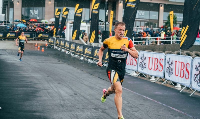 Vídeo-resumen de la Super League Triathlon (Eliminator-Masculina)
