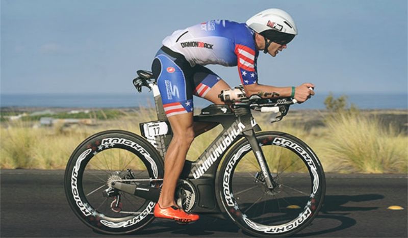 El PRO Matt Russell, en estado grave tras ser atropellado durante el Ironman de Hawaii
