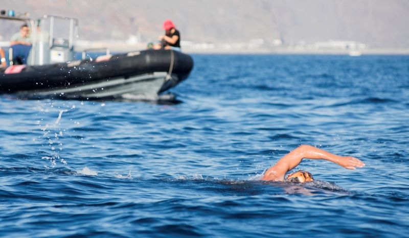 De Tenerife a Gran Canaria: 70 kilómetros en 16 horas... sin neopreno