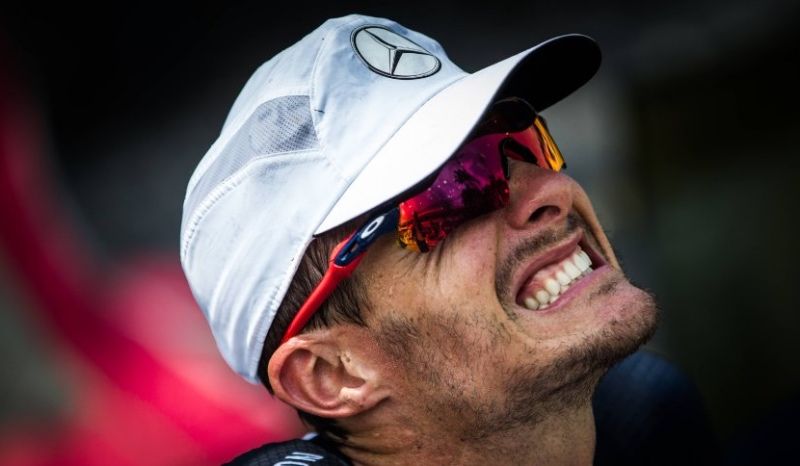 Frodeno: "Me alegré de llevar gafas de sol; así no podían ver si era sudor o lágrimas"