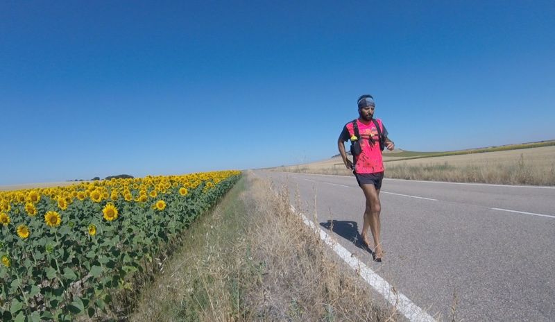 Correr descalzo de Castellón a A Coruña