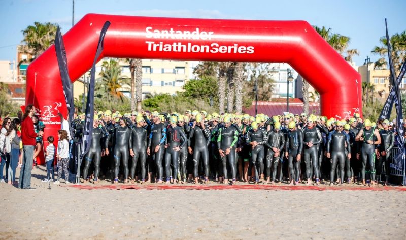 Santander Triathlon Series abre inscripciones de Valencia y Málaga