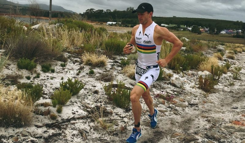 Bradley Weiss, en el segmento de carrera a pie.