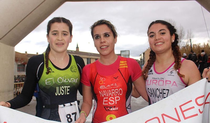 Podio femenino de la prueba. De izquierda a derecha: Carlota Juste, Laura Navarro y Belén Sánchez.