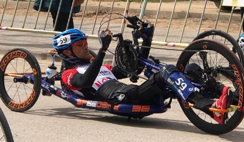 Muere José Ángel Aceitón al colisionar su bici con un camión
