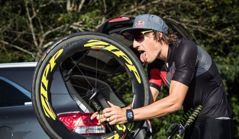 ¿Quieres entrenar 6 meses gratis con Kienle? Encuentra su rueda robada