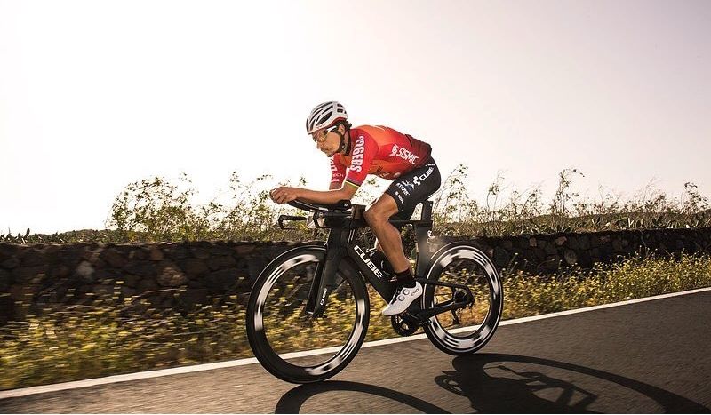 Iván Raña cambia de "máquina" con la vista puesta en Kona