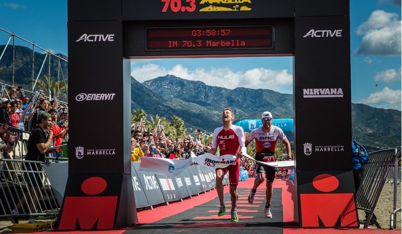 David McNamee gana por 'foto finish' el Ironman 70.3 de Marbella
