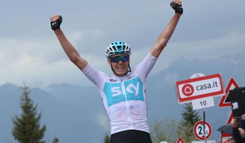 Froome resucita con victoria en el Zoncolan
