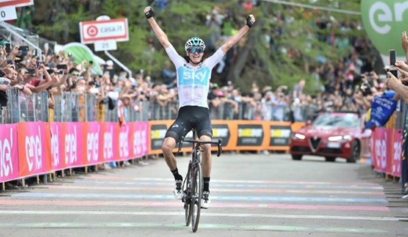 (VÍDEO) Froome revienta el Giro en una etapa para la historia