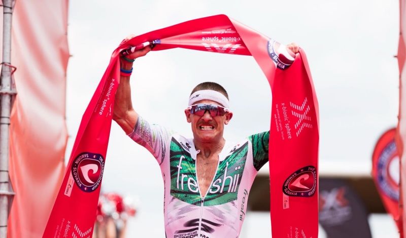 Lionel Sanders vuelve a 'devorar' a Kienle en 'The Championship'