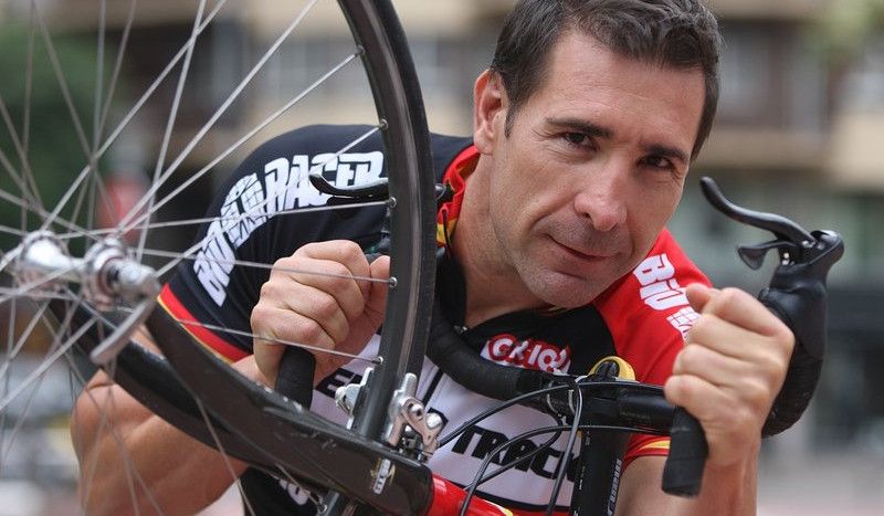 Condenan al taxista que atropelló al medallista olímpico Josep Escuredo a contribuir a la indemnización