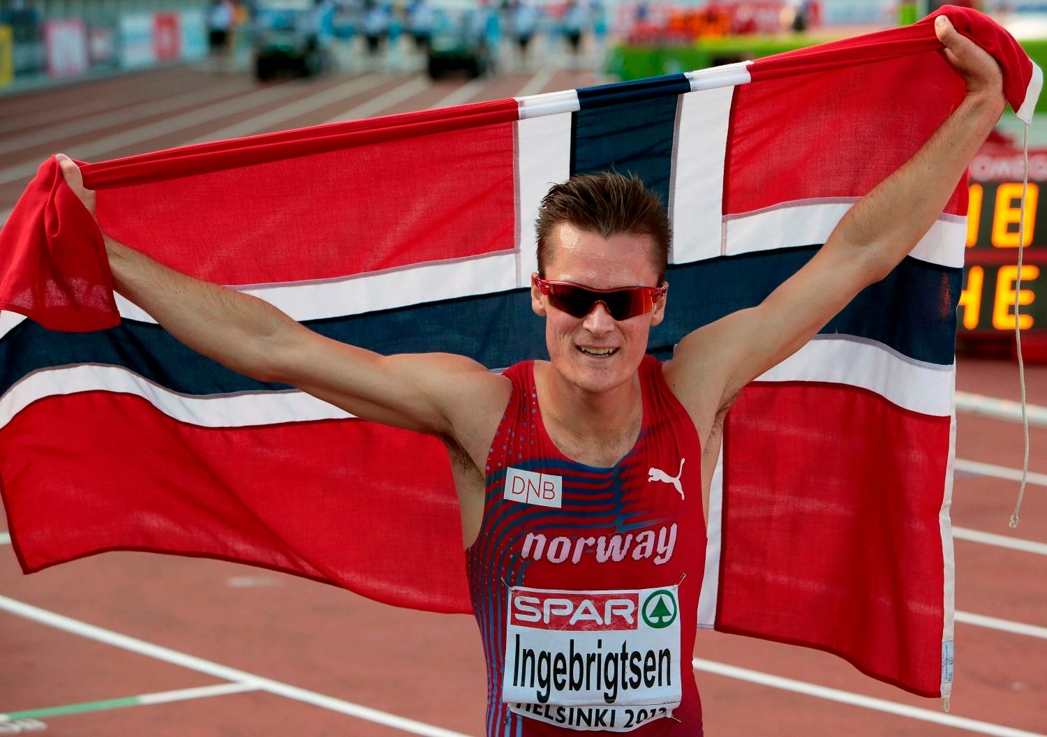 noruegoEl noruego Henrik Ingebrigtsen firma la mejor marca mundial del año en 5.000.