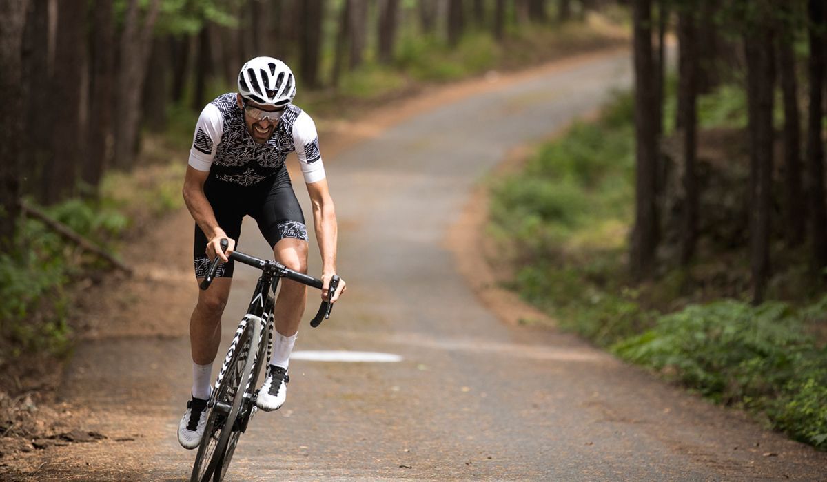 Alberto Contador bate el récord del 'Everesting'.