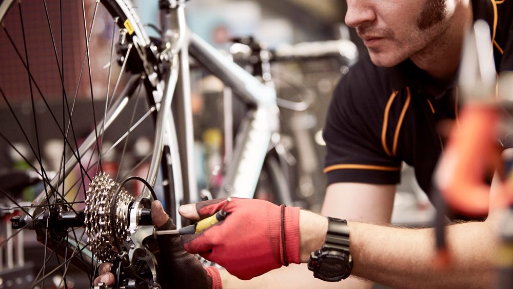 Reparaciones de bici gratuitas ¡o por receta médica! para promocionar el ciclismo en Inglaterra.
