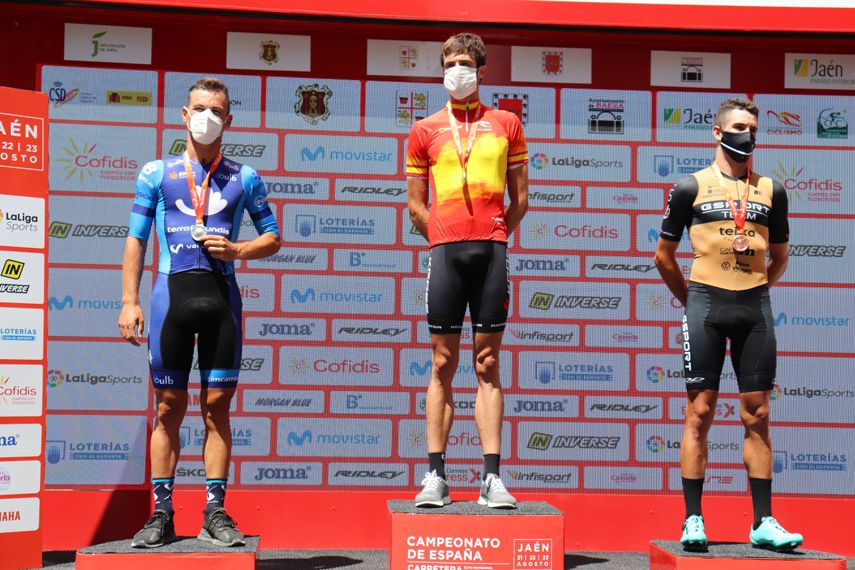 El triatleta Ander Okamika se proclama campeón de España de Ciclismo Contrarreloj en Jaén.