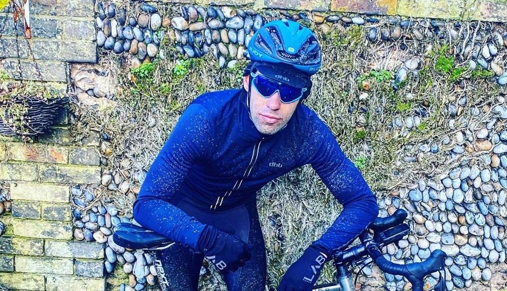 ¿Es lícito hacer un entreno de bici de 325 km y 9 horas en plena cuarentena?