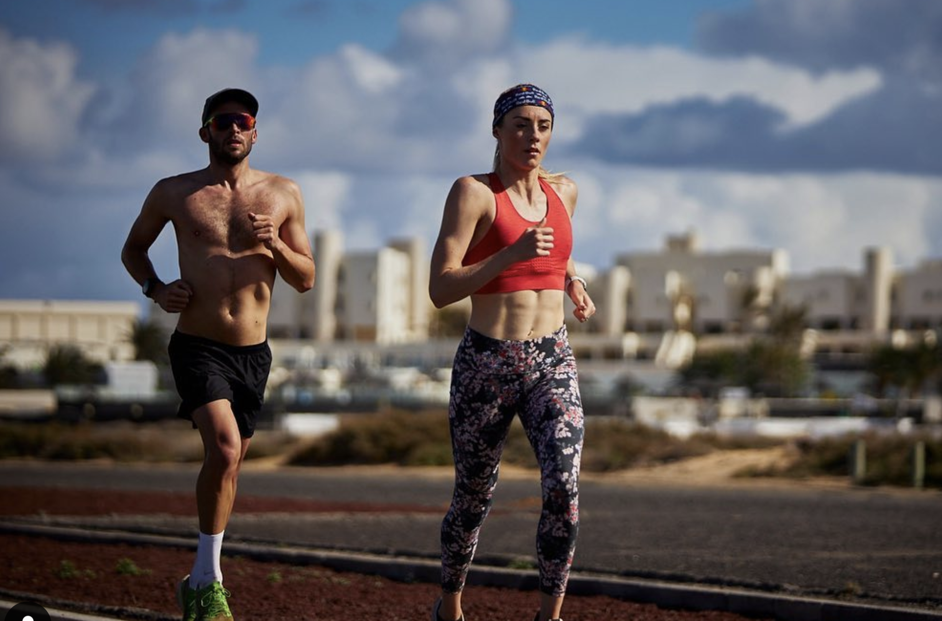 [VÍDEO] El último reto de Lucy Charles: 4 semanas de entreno específico de carrera para correr un 8K.