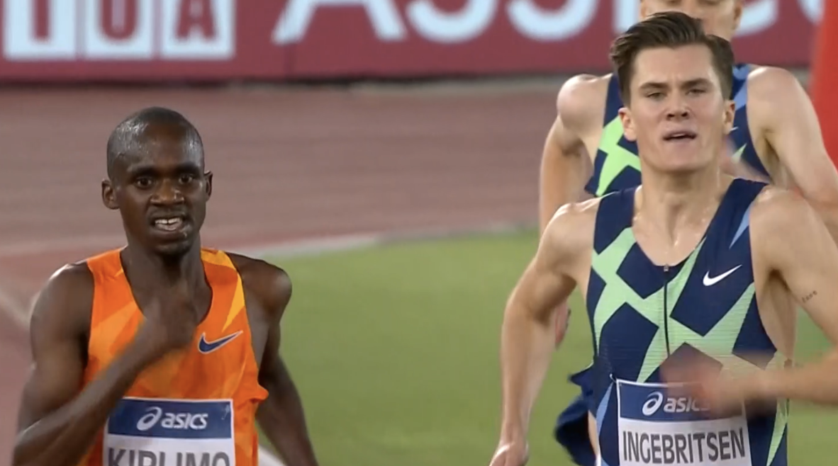 Kiplimo se impone a Ingebrigtsen en el duelo de las estrellas del futuro.