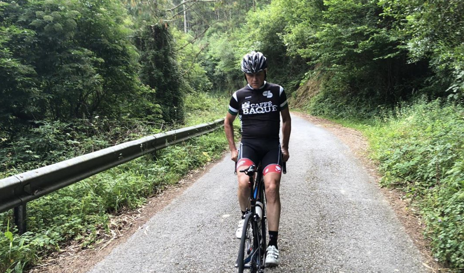Rubén Gorospe subirá de espaldas el Tourmalet en homenaje a los sanitarios.