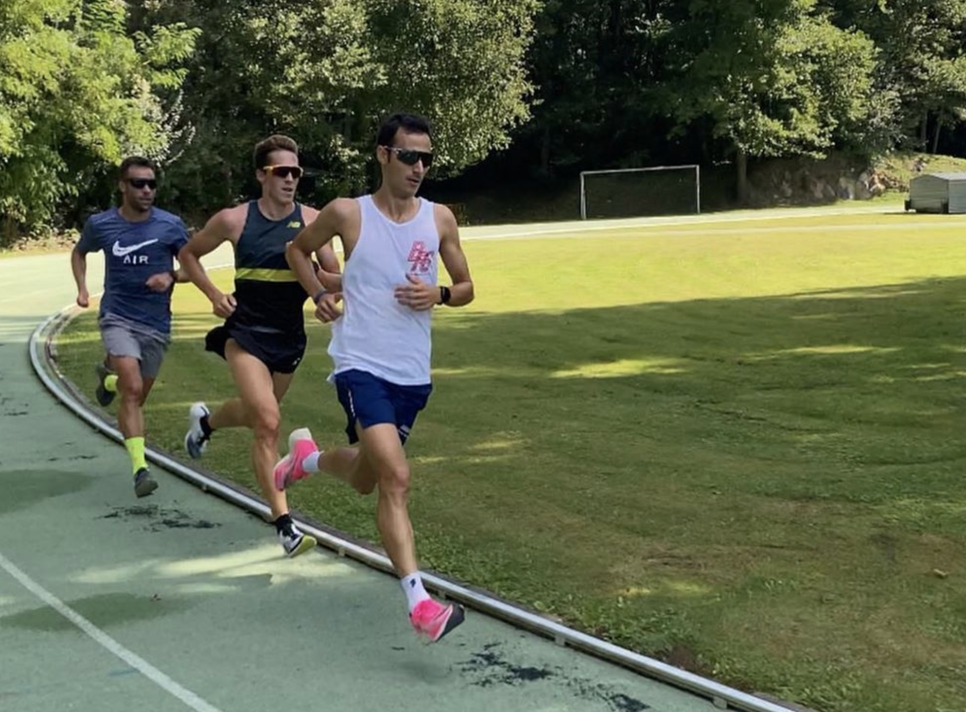Mario Mola vuelve a competir en la pista esta martes.