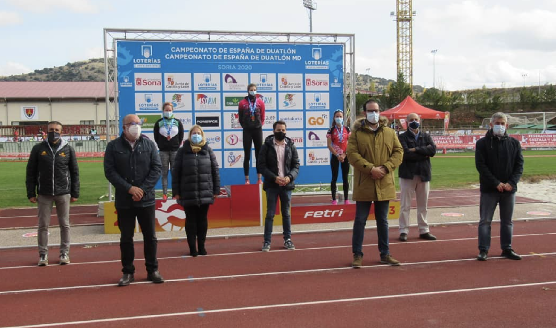Sonia Bejarano y Urko Herrán, campeones de España de duatlón en Soria.