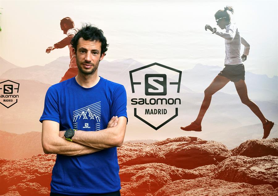 Kilian debería "correr a un ritmo de 4:40-4:45/km; eso serían 300 kilómetros; ya es una locura".