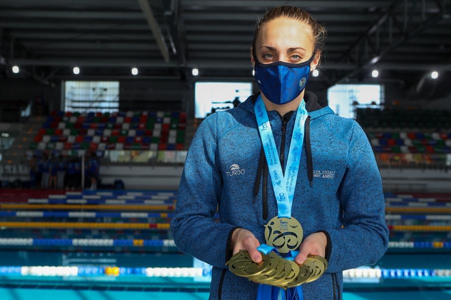 Lidón Muñoz, reina absoluta de la natación española con diez oros.